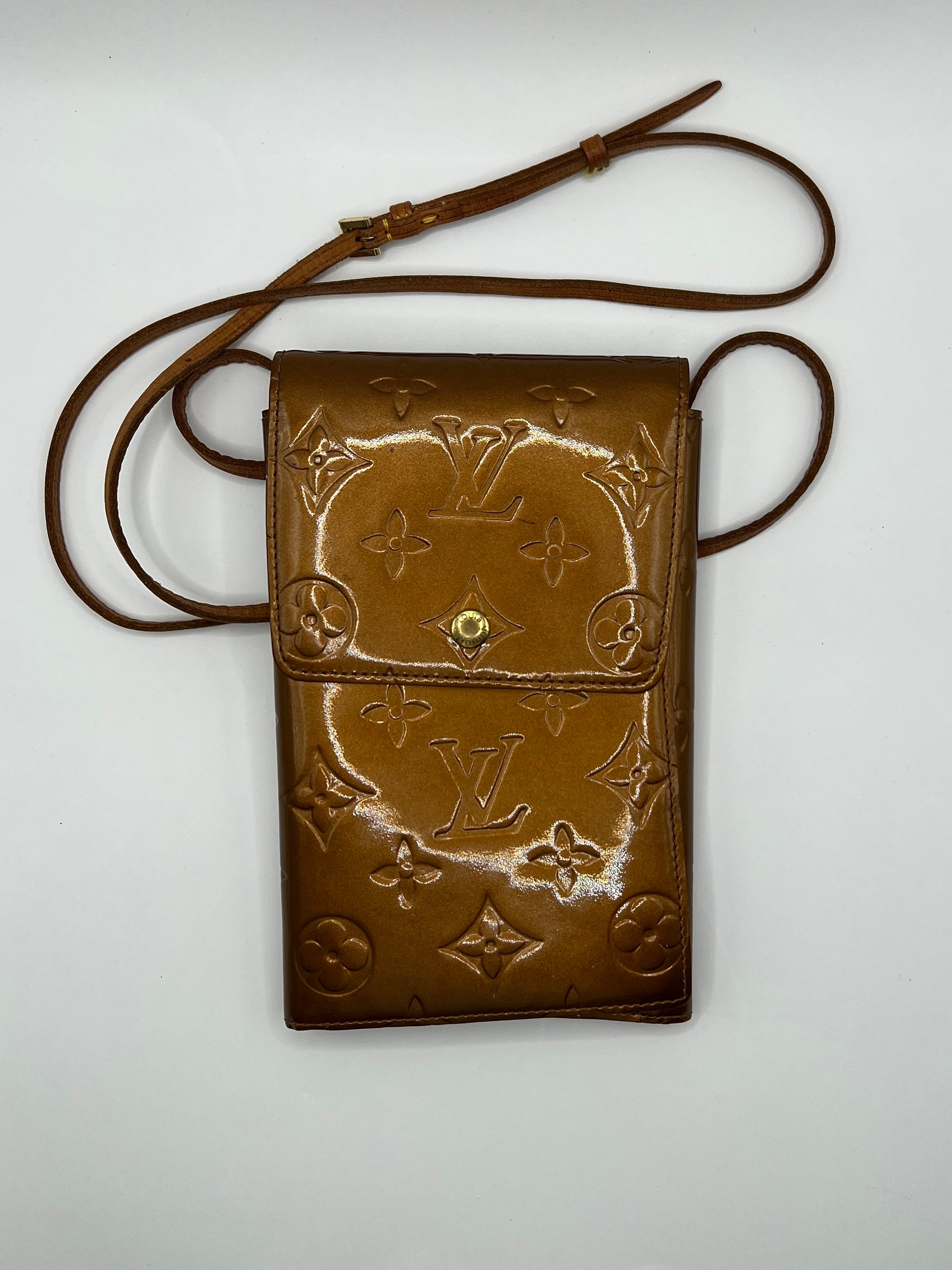 Louis Vuitton Vernis Walker Pochette in Bronze