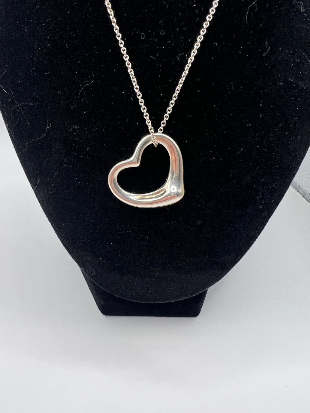Tiffany & Co. Elsa Peretti Open Heart Necklace in Sterling Silver (18”)