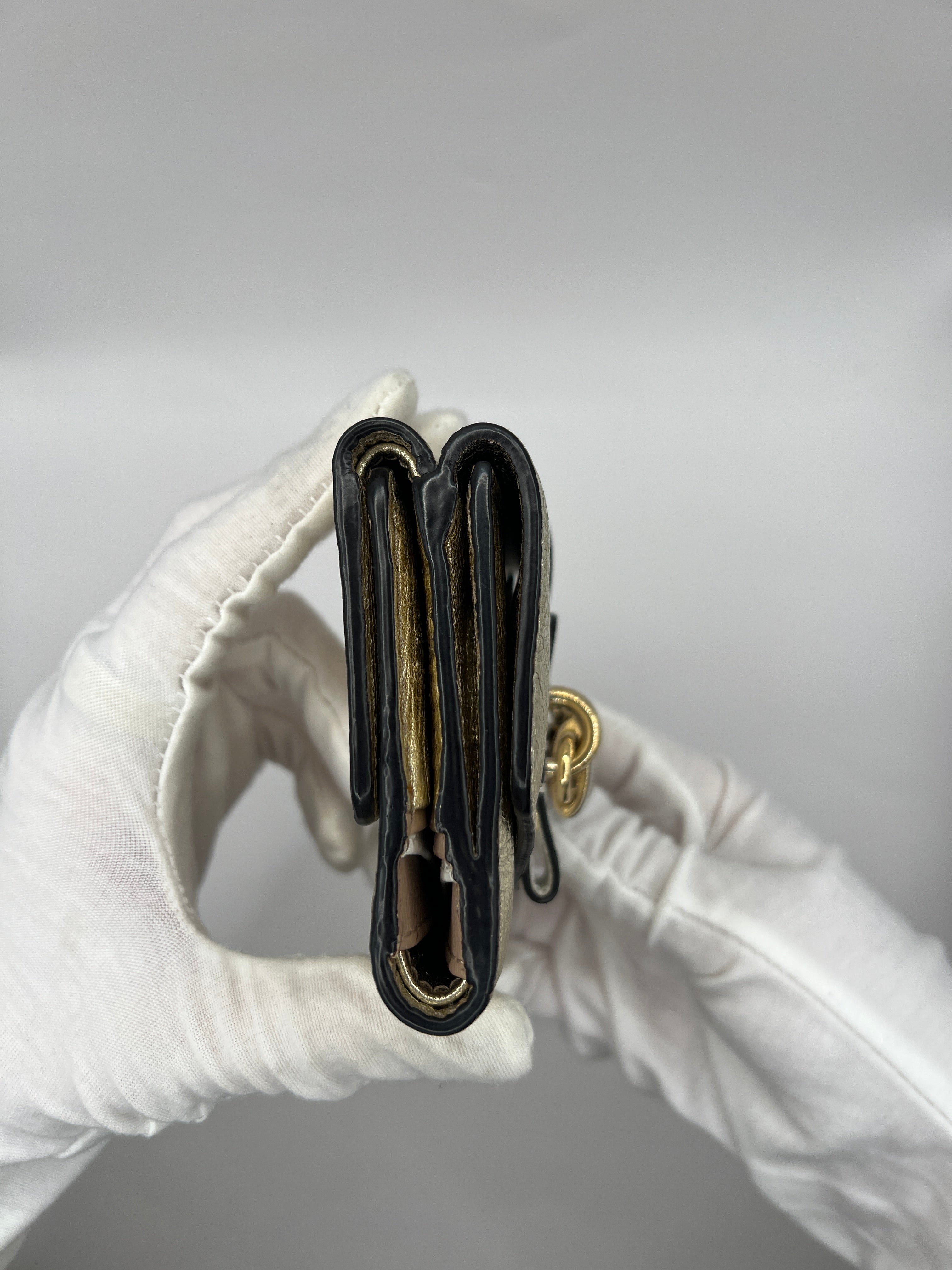 Chloe Mini Aby Wallet Light Gold