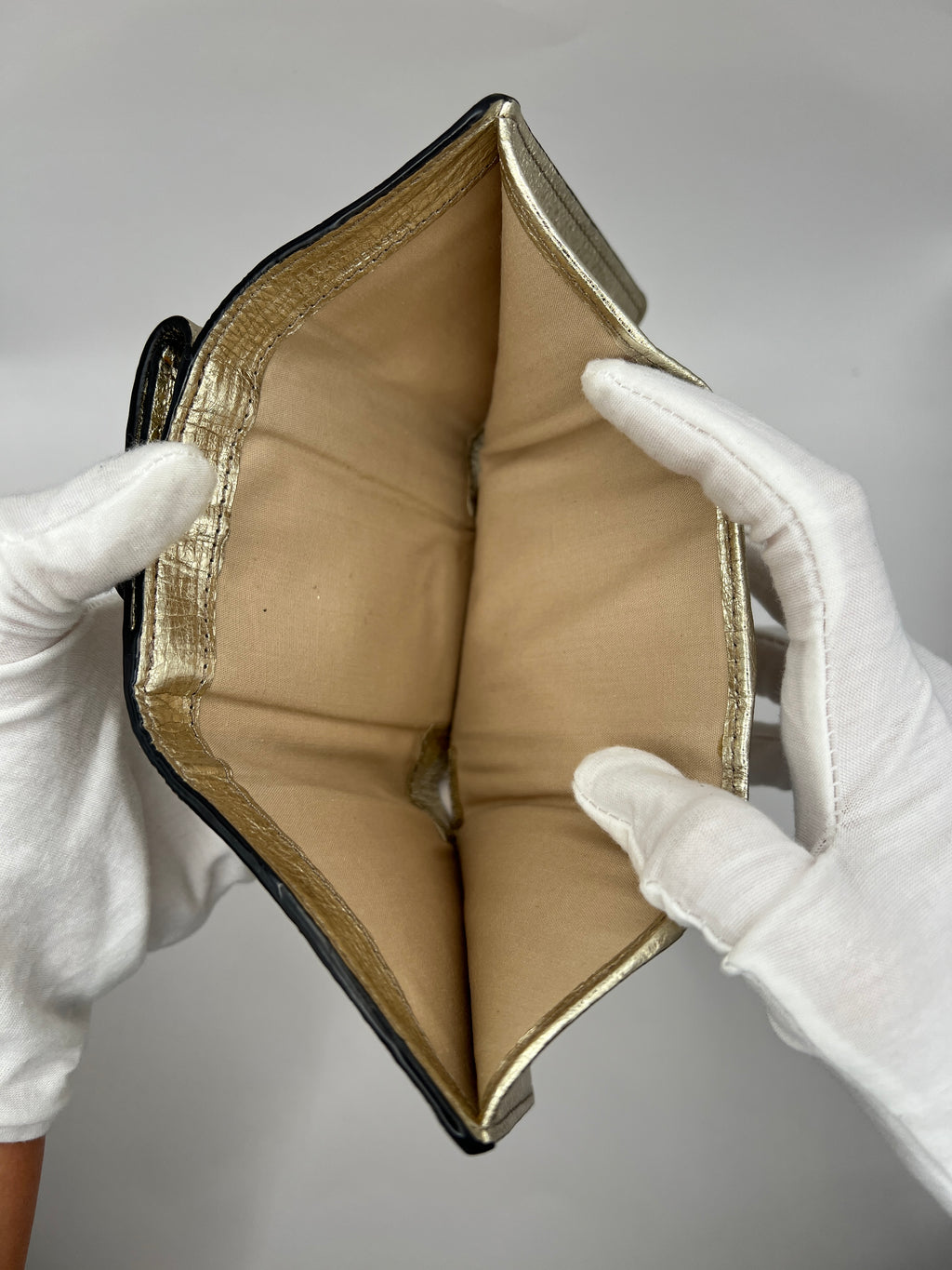 Chloe Mini Aby Wallet Light Gold