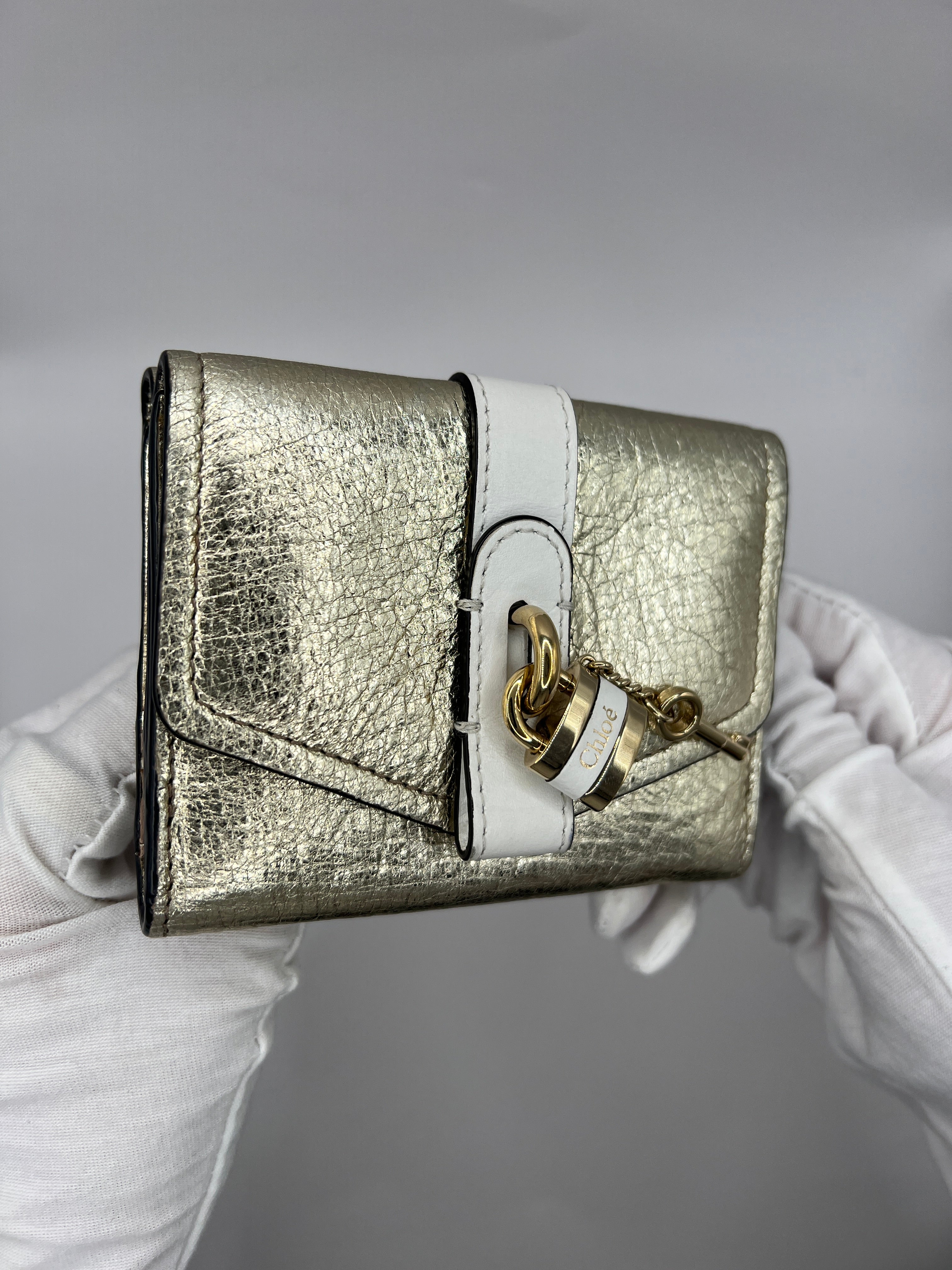 Chloe Mini Aby Wallet Light Gold