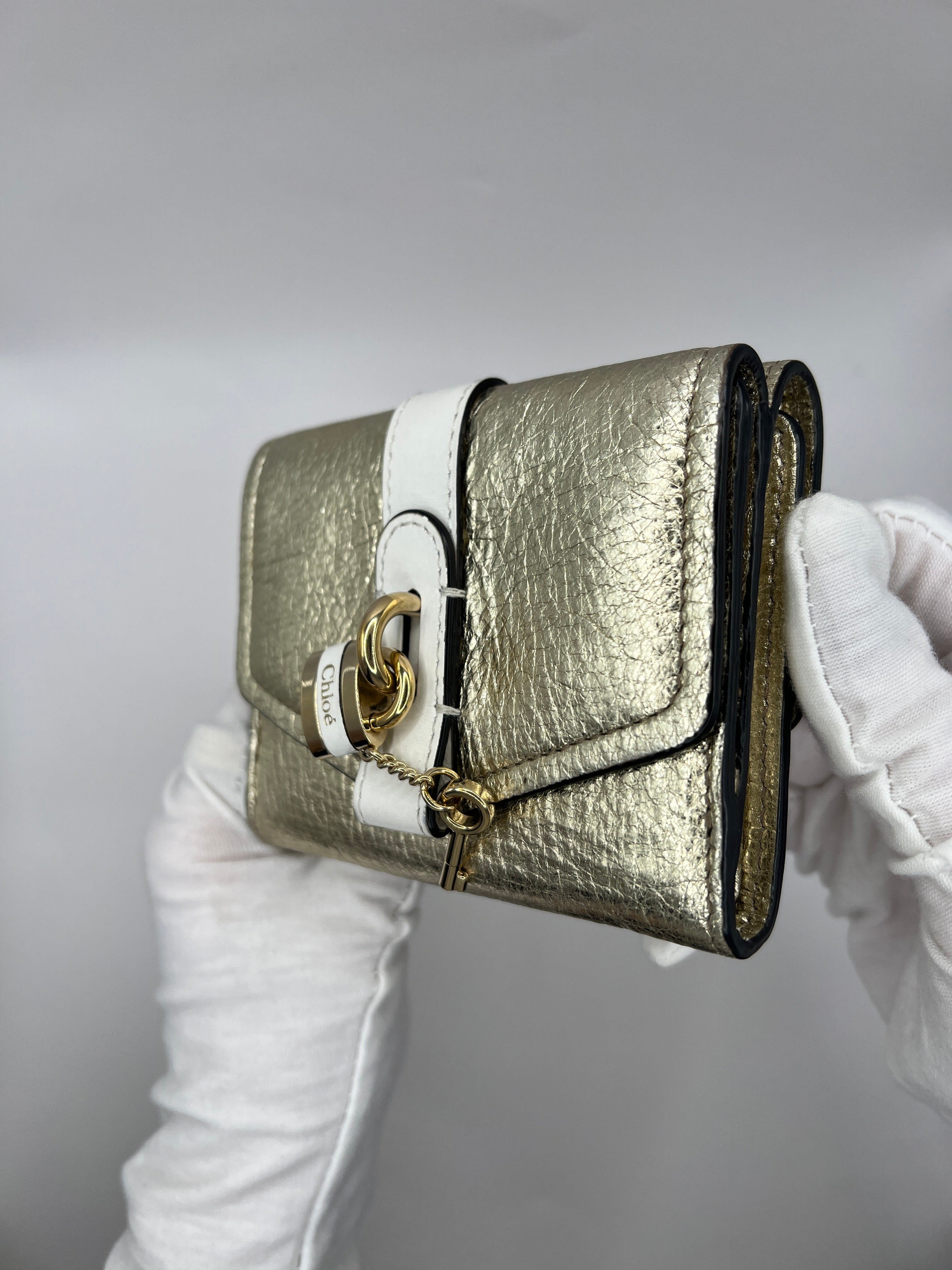 Chloe Mini Aby Wallet Light Gold