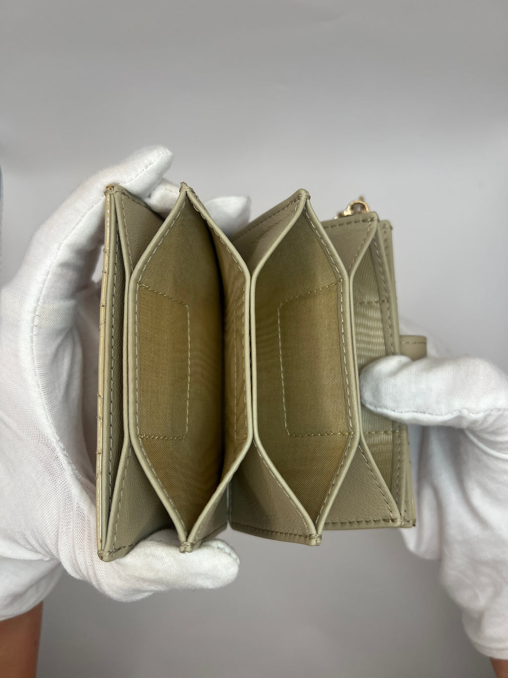 Lady Dior “Jasmine” Card Holder – Sand-Colored Patent Cannage Calfskin