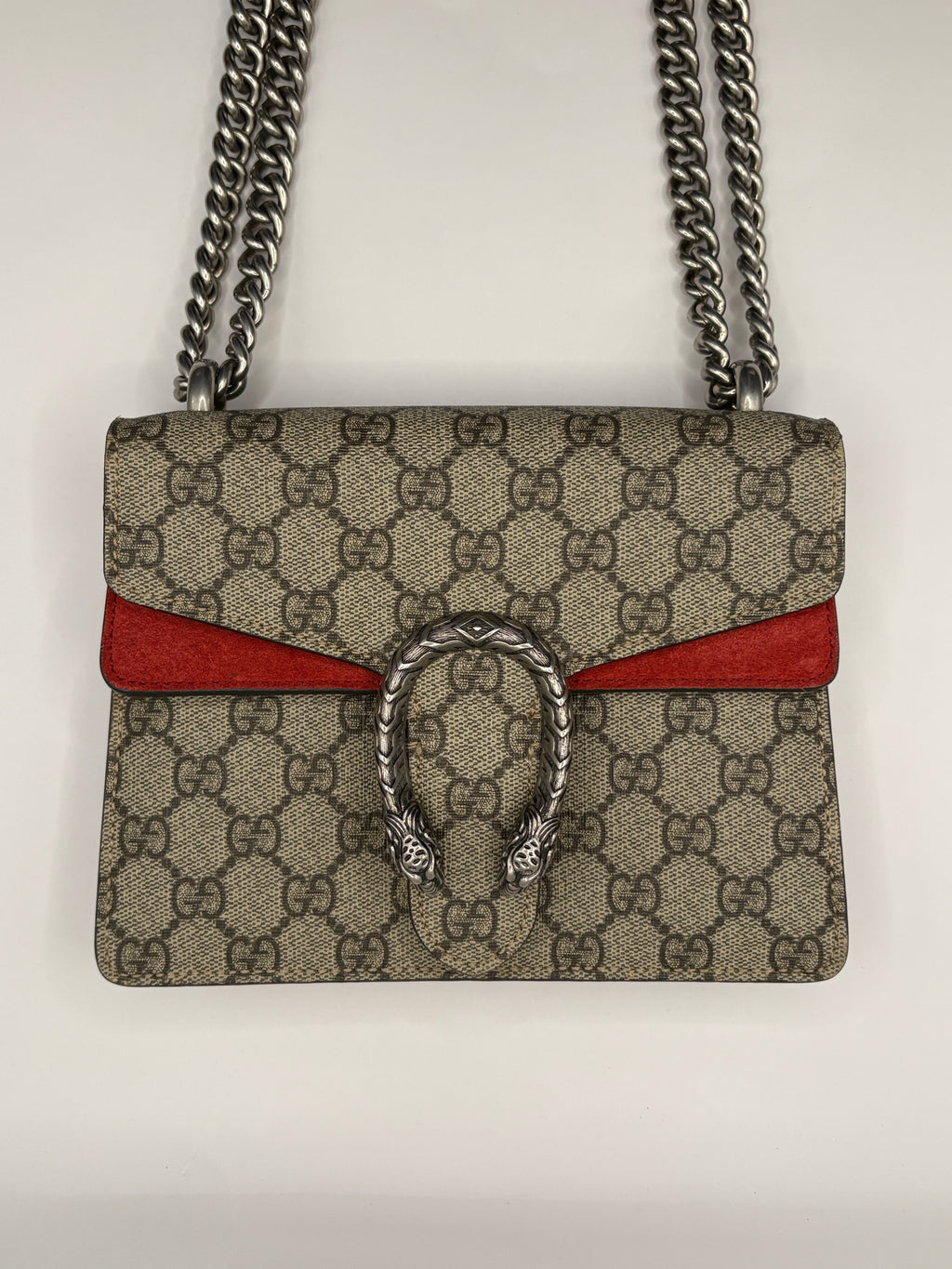 Gucci Dionysus GG Supreme Shoulder Bag