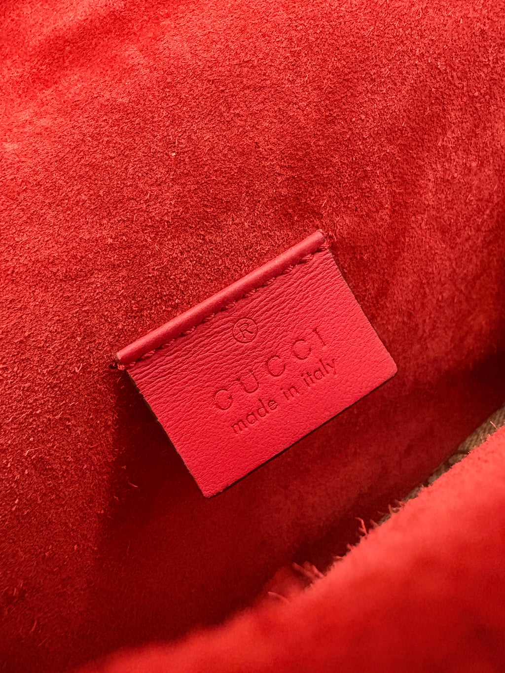 Gucci Dionysus GG Supreme Shoulder Bag