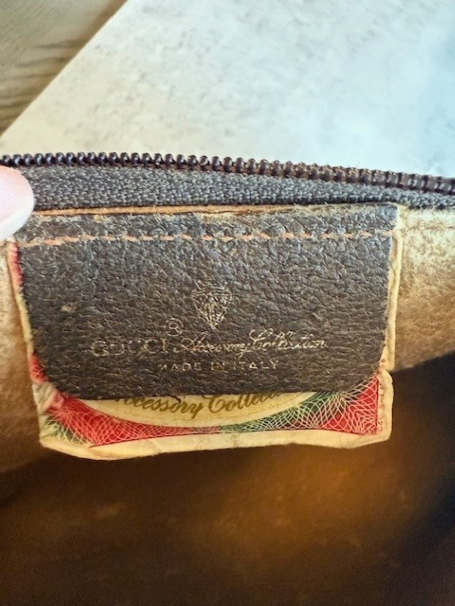 Gucci Sherry Line GG Supreme Canvas Crossbody Bag