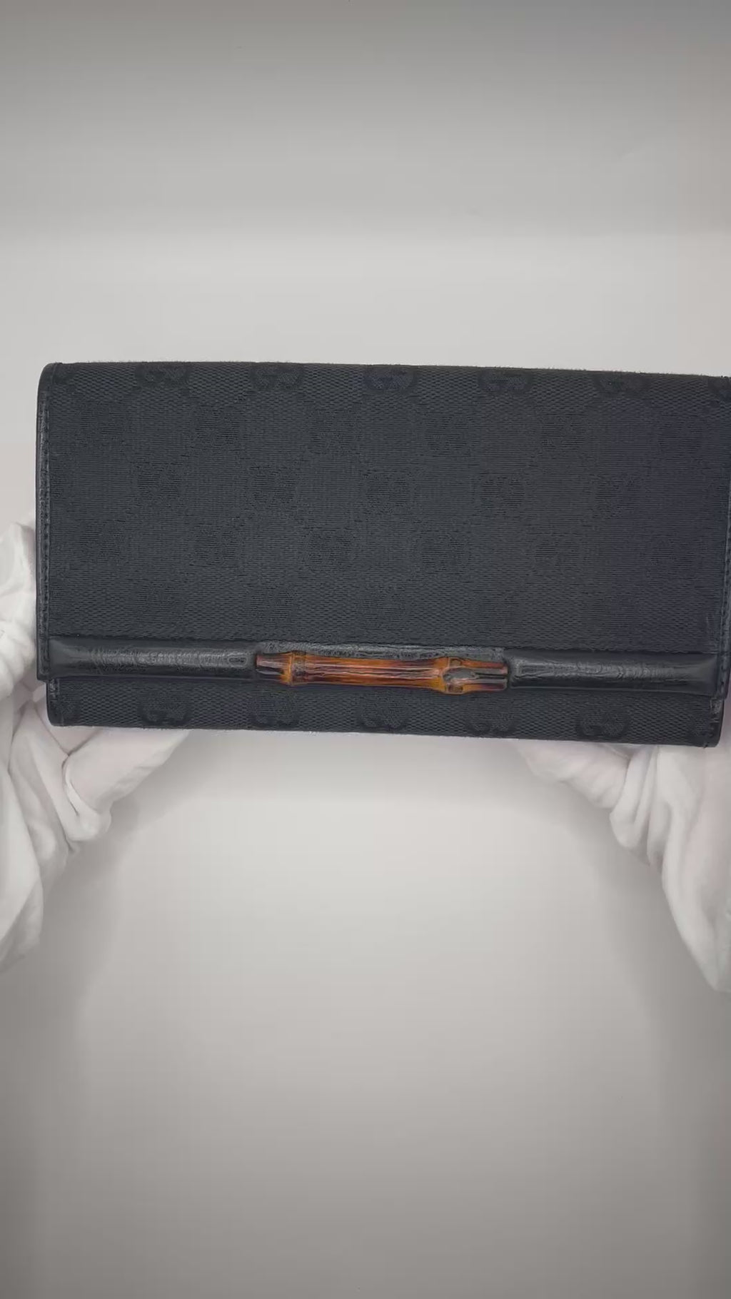 Gucci GG Canvas Bamboo Bar Wallet
