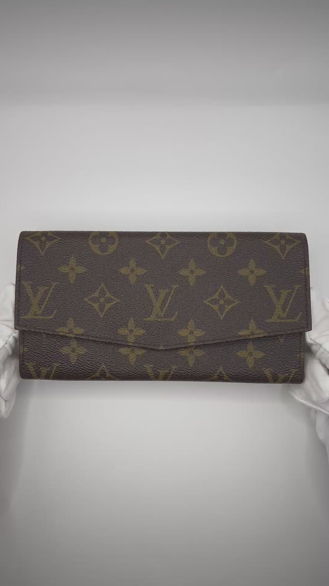 Louis Vuitton Monogram Long Wallet – Vintage